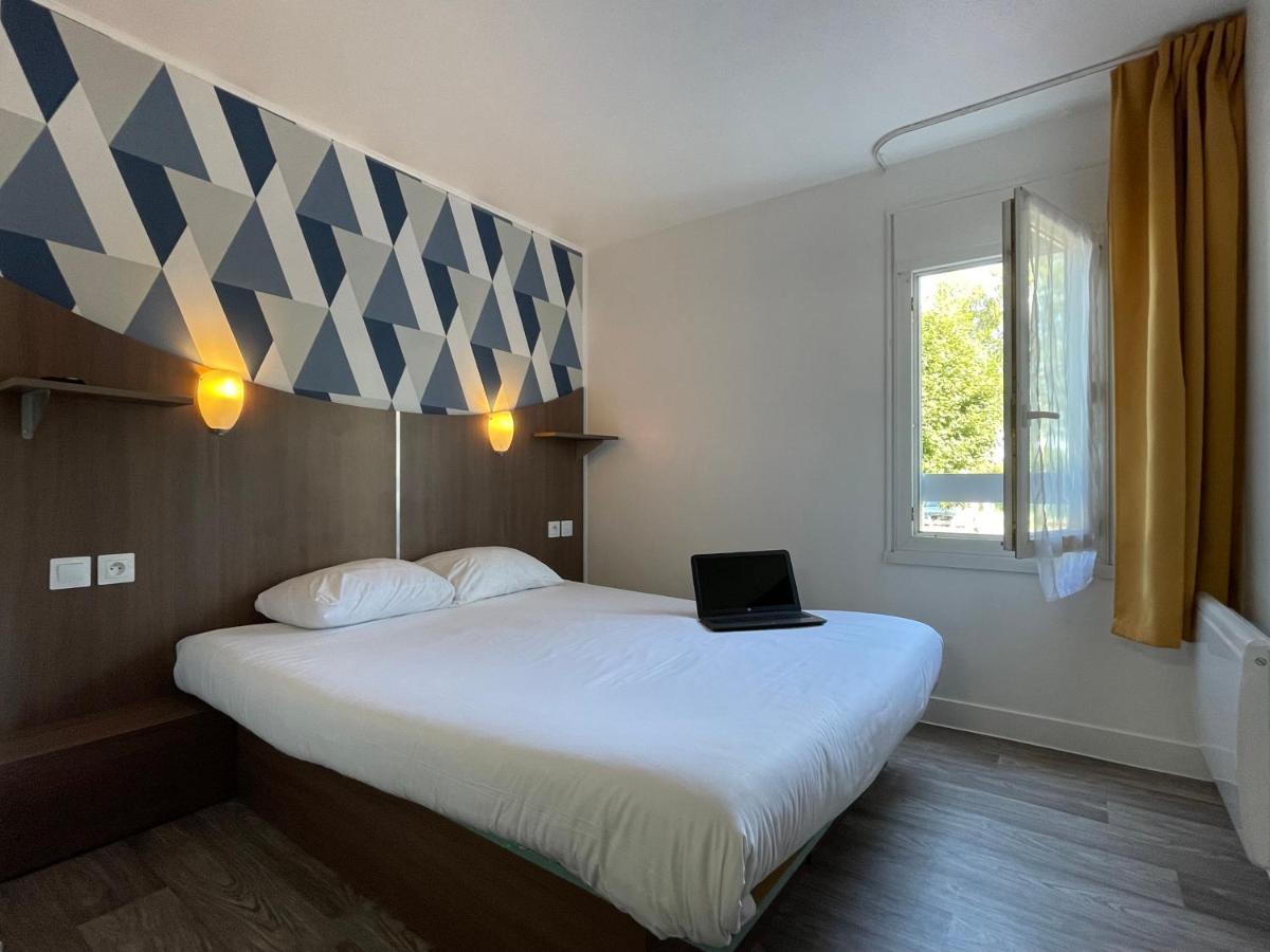 Kyriad Direct Val De Reuil Val-de-Reuil Dış mekan fotoğraf